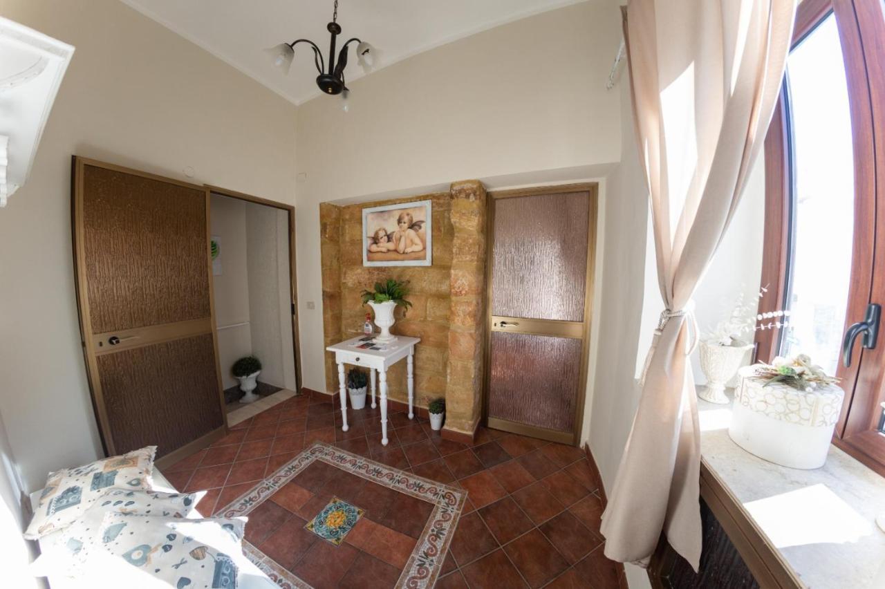 Casa Vacanze Terrasini Duomo Exteriör bild